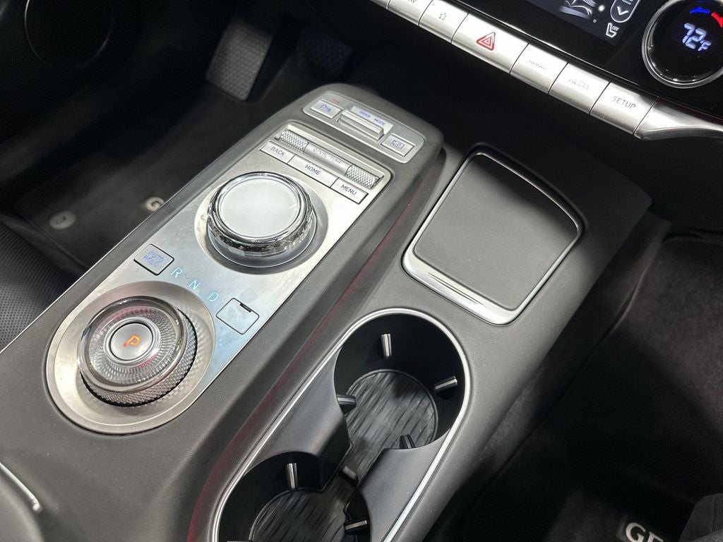 2024 Genesis GV70 2.5T