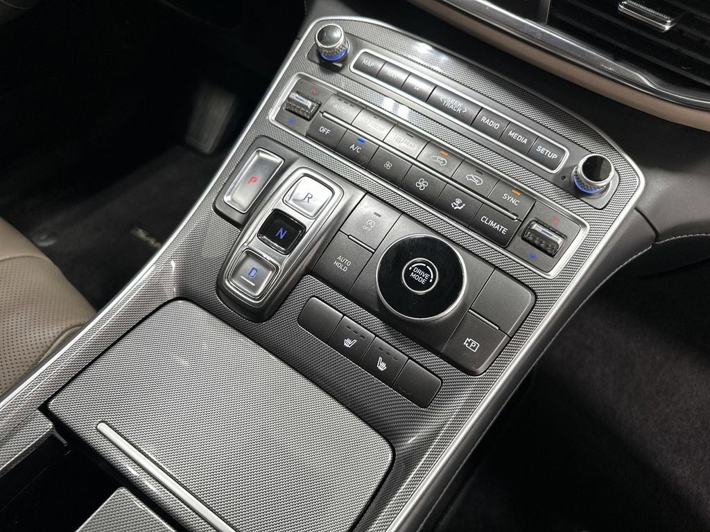 2022 Hyundai Santa Fe SEL Premium