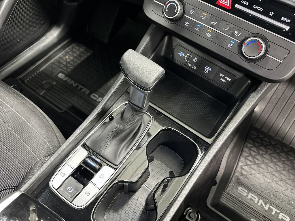 2025 Hyundai Santa Cruz SE