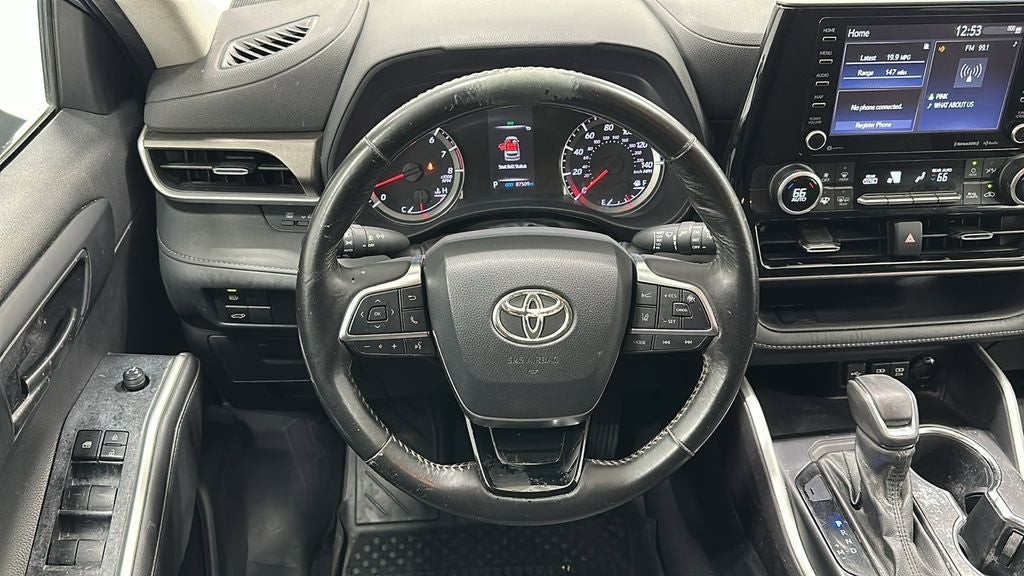 2021 Toyota Highlander LE