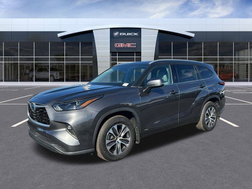 2022 Toyota Highlander Hybrid XLE