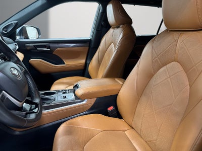 2023 Toyota Highlander Platinum