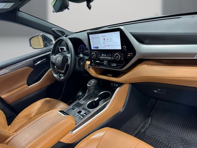 2023 Toyota Highlander Platinum