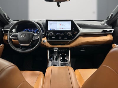 2023 Toyota Highlander Platinum