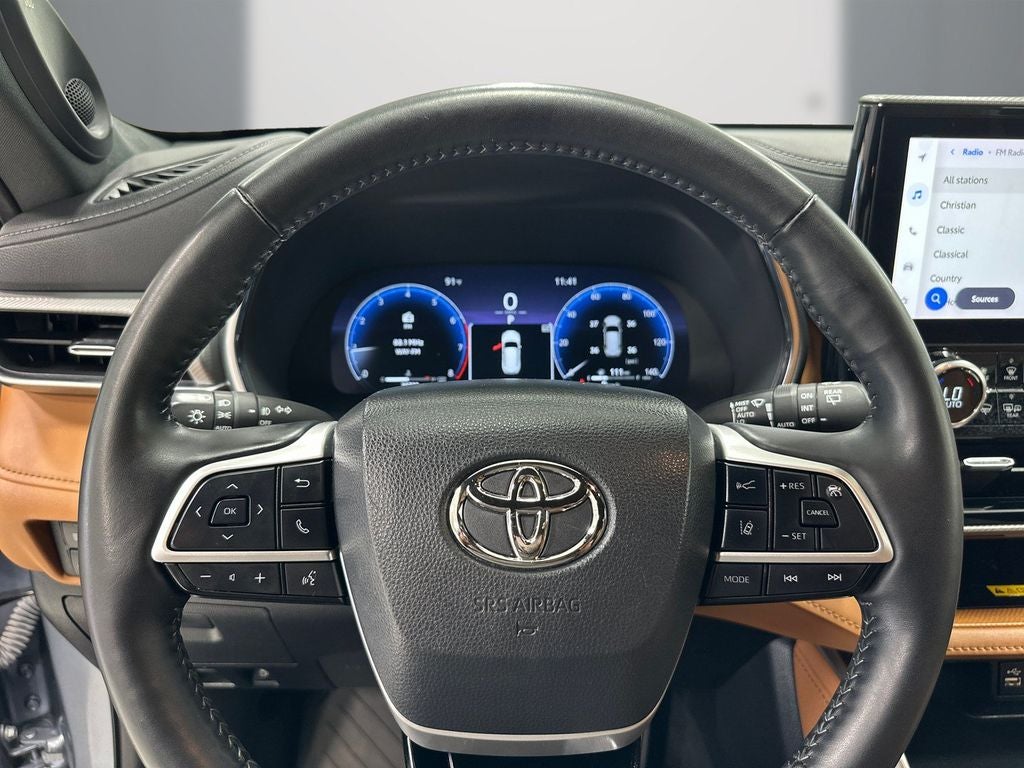 2023 Toyota Highlander Platinum