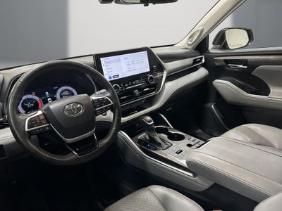 2024 Toyota Highlander Platinum