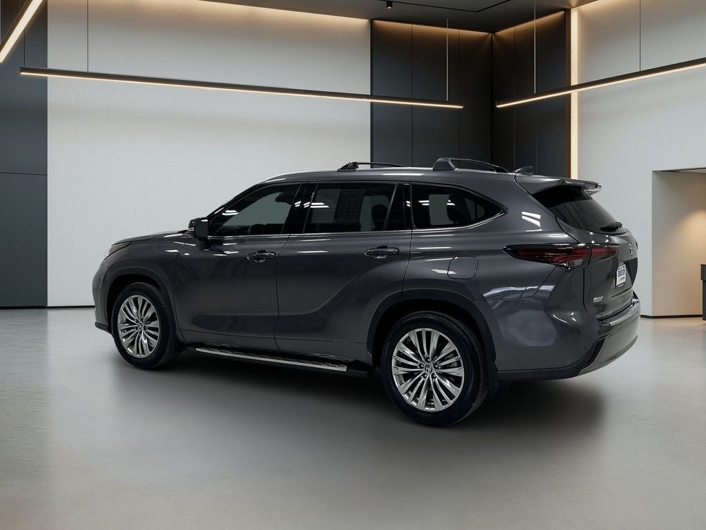 2024 Toyota Highlander Platinum