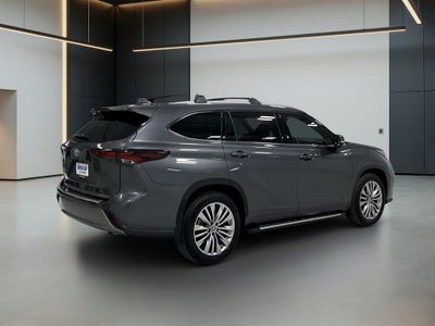 2024 Toyota Highlander Platinum