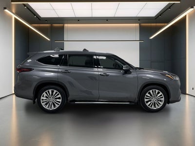2024 Toyota Highlander Platinum