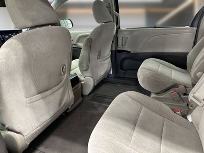 2017 Toyota Sienna LE 8 Passenger