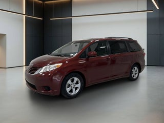 2017 Toyota Sienna LE 8 Passenger