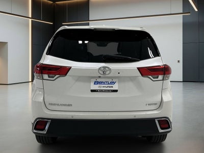 2018 Toyota Highlander Limited Platinum