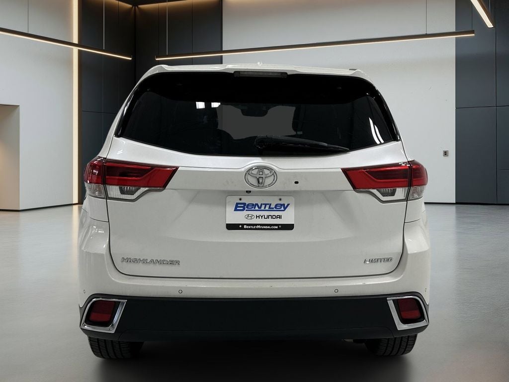 2018 Toyota Highlander Limited Platinum