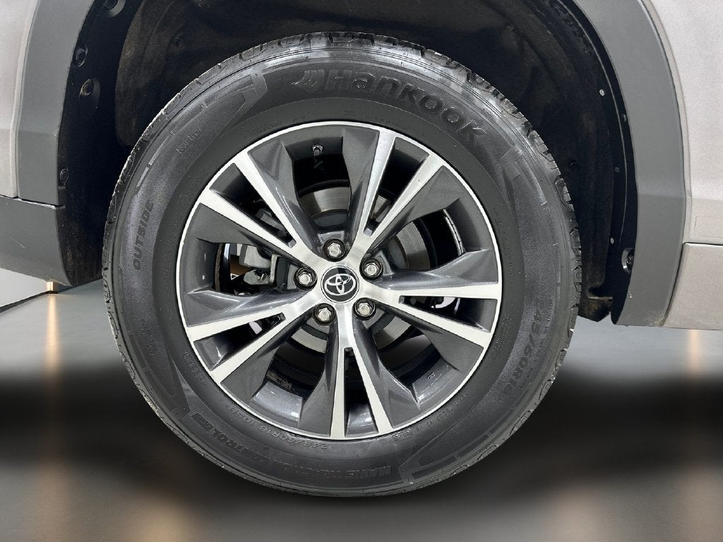 2017 Toyota Highlander LE