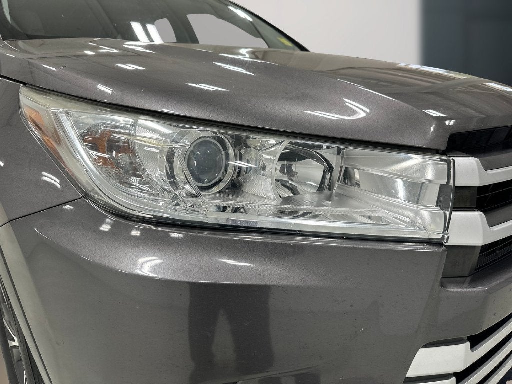 2017 Toyota Highlander LE