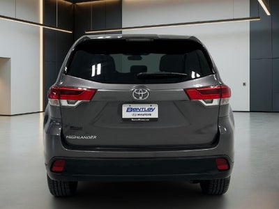 2017 Toyota Highlander LE