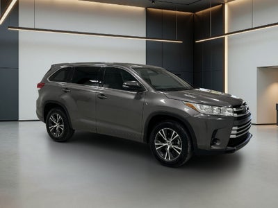 2017 Toyota Highlander LE