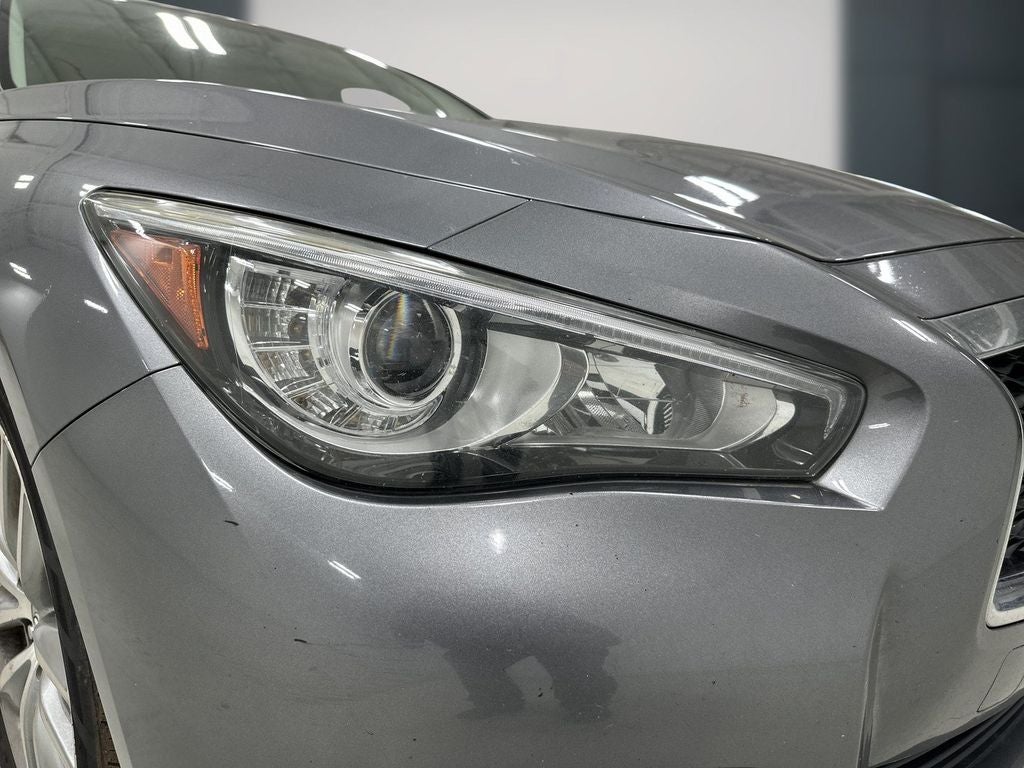 2015 INFINITI Q50 Base