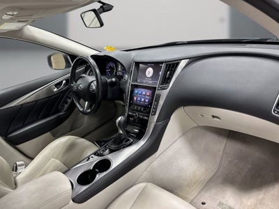 2015 INFINITI Q50 Base