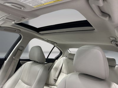 2015 INFINITI Q50 Base