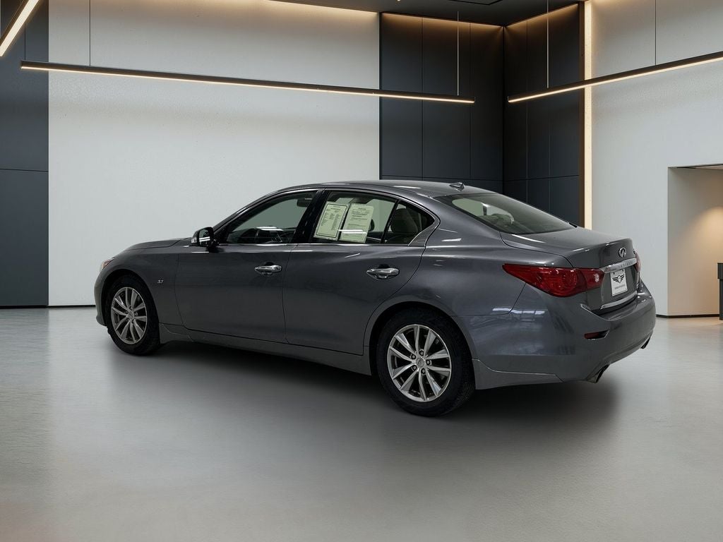2015 INFINITI Q50 Base