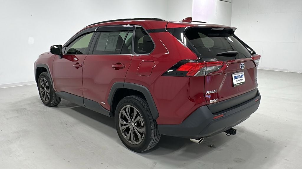2022 Toyota RAV4 Hybrid XLE Premium