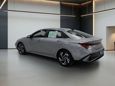 2025 Hyundai Elantra Hybrid Limited