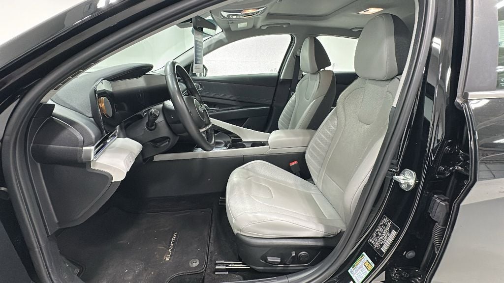 2022 Hyundai Elantra Limited