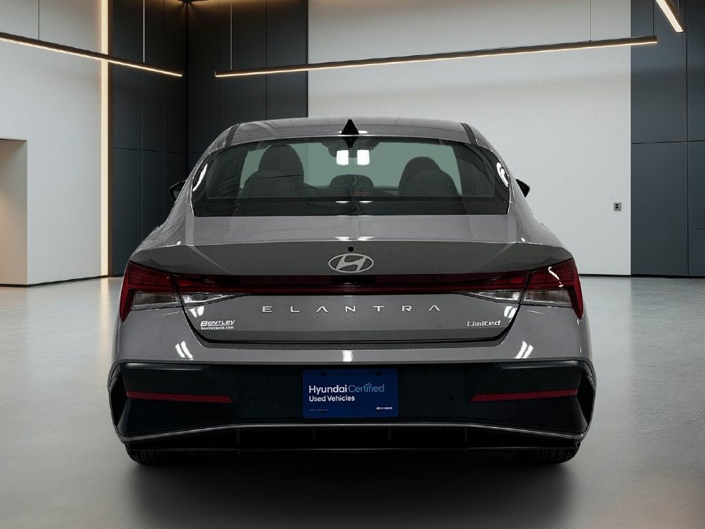 2024 Hyundai Elantra Limited