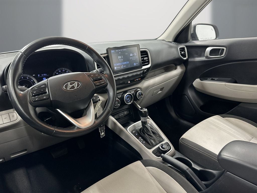 2022 Hyundai Venue SEL