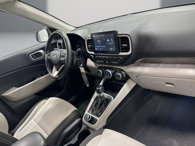 2022 Hyundai Venue SEL