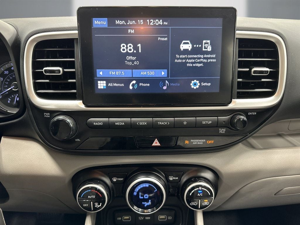 2022 Hyundai Venue SEL