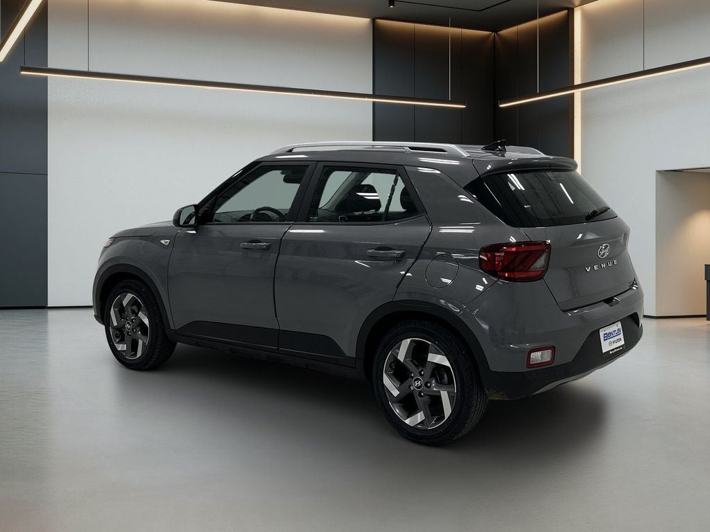 2022 Hyundai Venue SEL