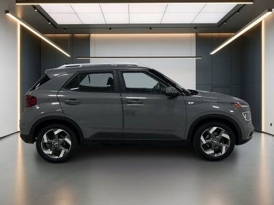 2022 Hyundai Venue SEL