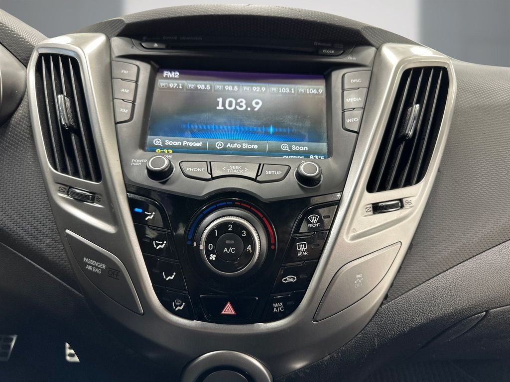 2016 Hyundai Veloster Base