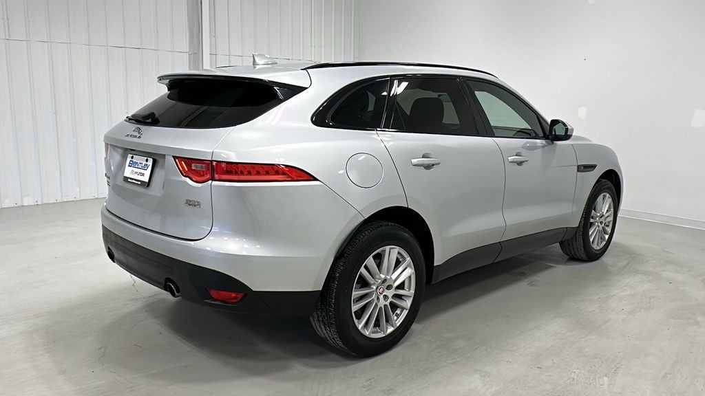 2019 Jaguar F-PACE 30t Premium