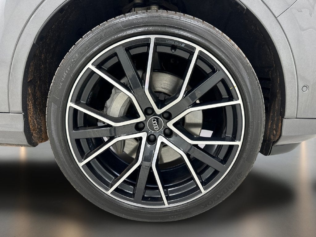 2022 Audi Q7 55 Prestige quattro