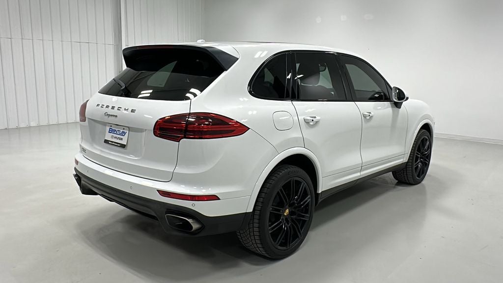 2017 Porsche Cayenne Platinum Edition