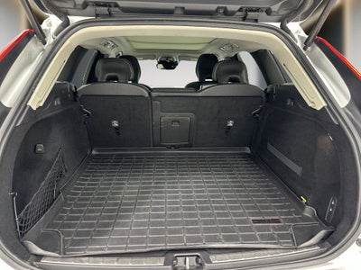 2019 Volvo XC60 T6 Momentum